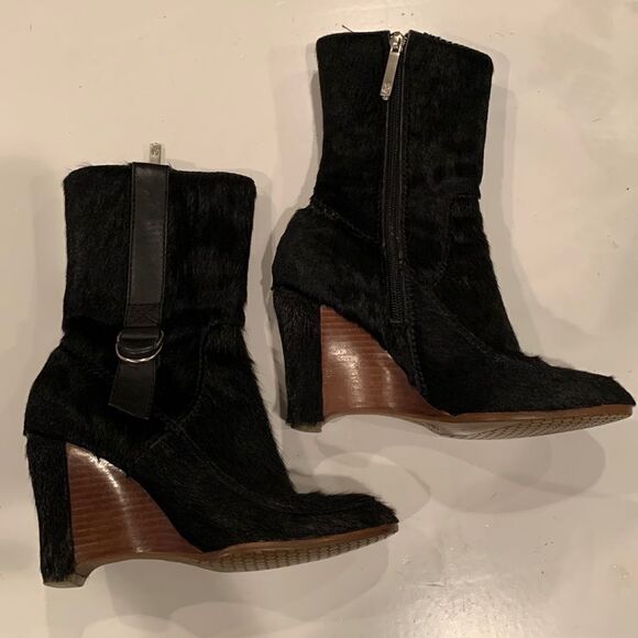 NWOT Donald J Pliner Holly Booties - Picture 1 of 7